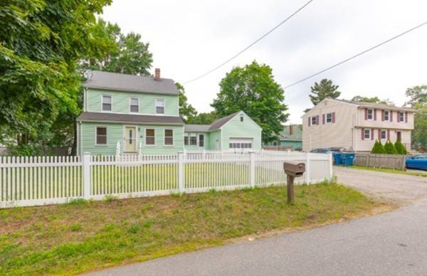 76 Elm St, Tewksbury, MA 01876