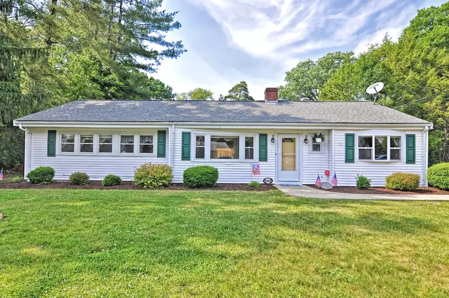 4 Franklin Rd, Sharon, MA 02067