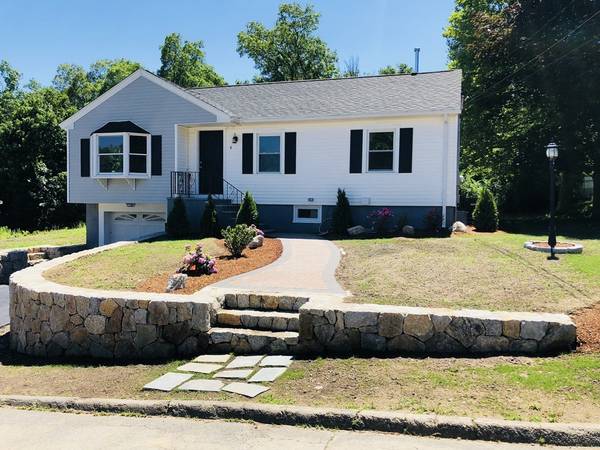 6 Golden Hill Ave, Shrewsbury, MA 01545