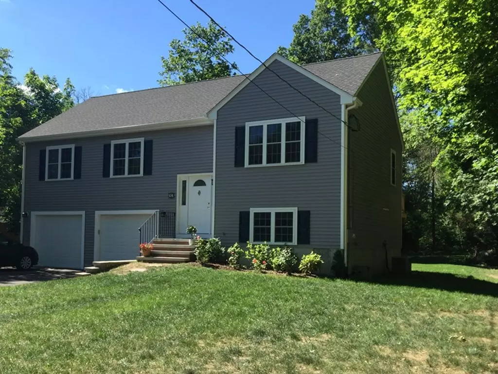 Norton, MA 02766,92 S Worcester St