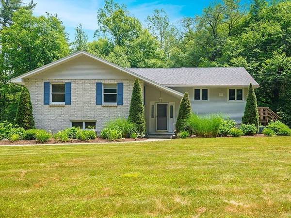 391 South Street, Belchertown, MA 01007