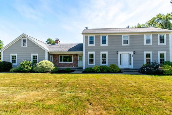 241 Parker St, East Longmeadow, MA 01028