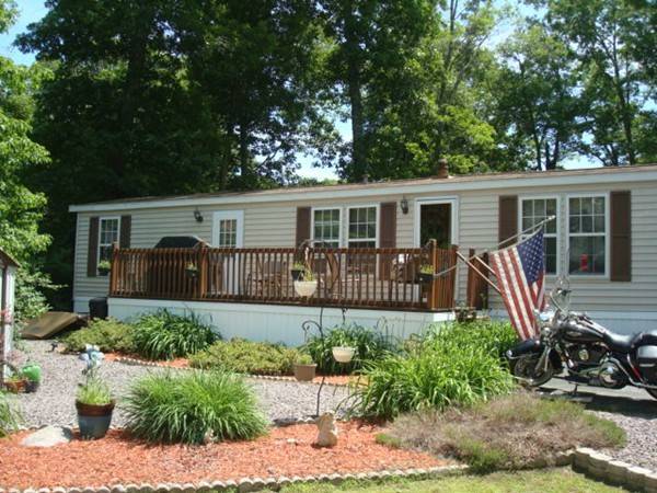 37 Holiday Street, Holbrook, MA 02343