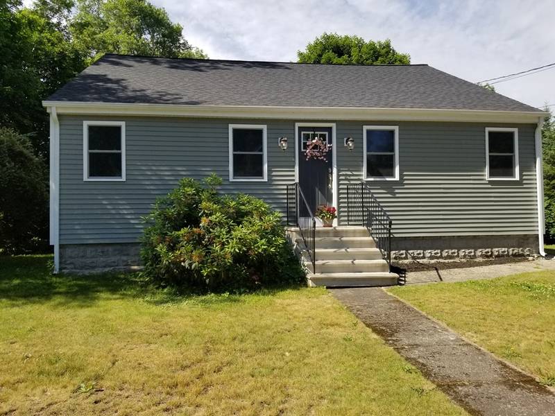 82 Norfolk St, Walpole, MA 02081