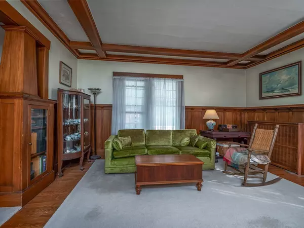 Lowell, MA 01851,67 Victoria St