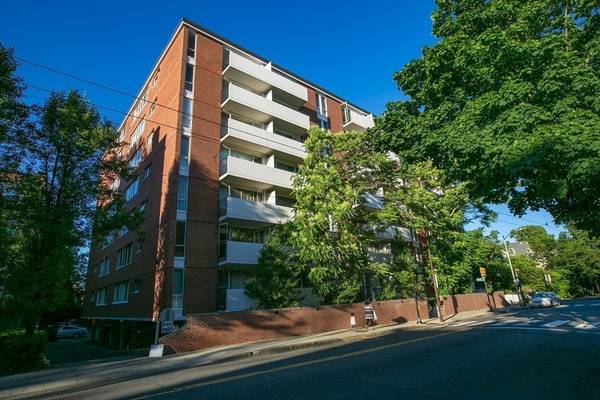 29 Concord Avenue #812, Cambridge, MA 02138