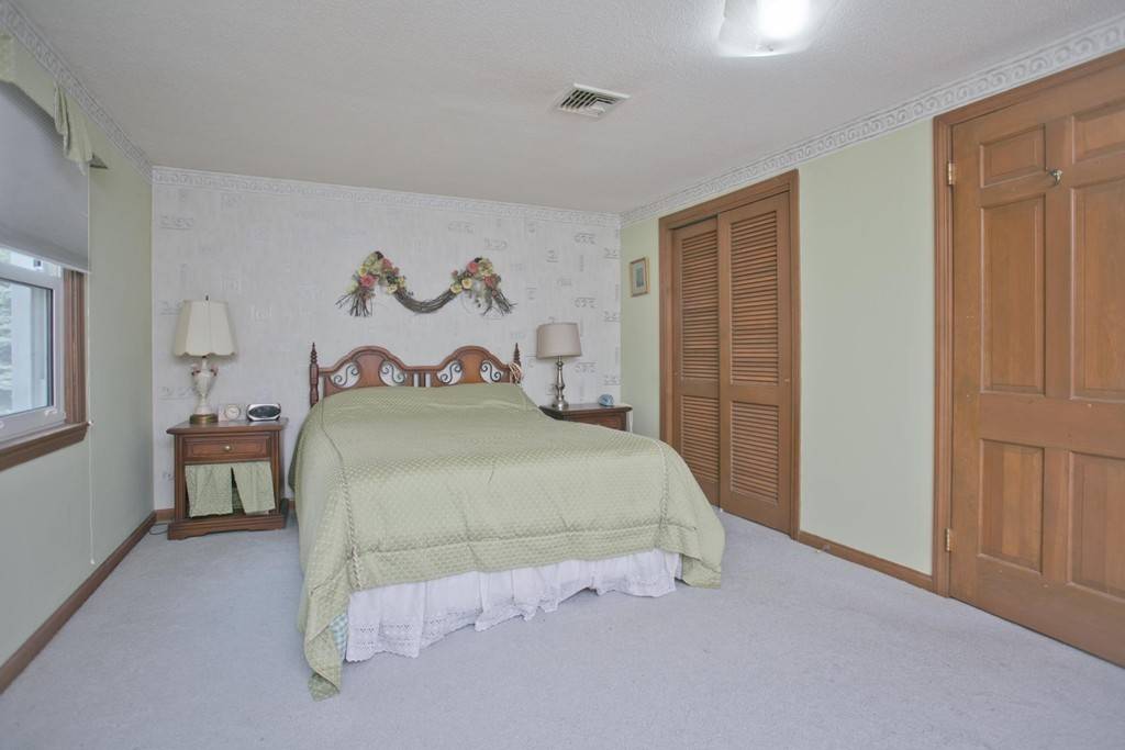 Longmeadow, MA 01106,108 Chiswick St