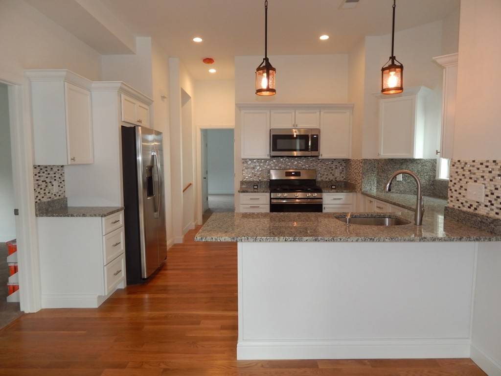 Revere, MA 02151,221 Broadway #1