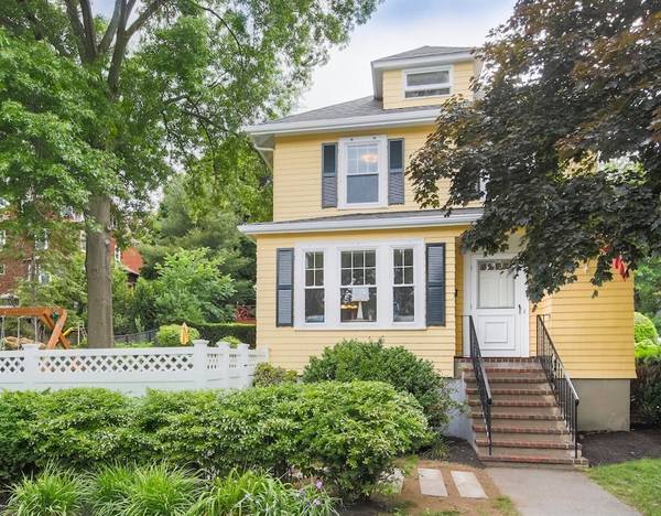 44 Bow Street, Lexington, MA 02420