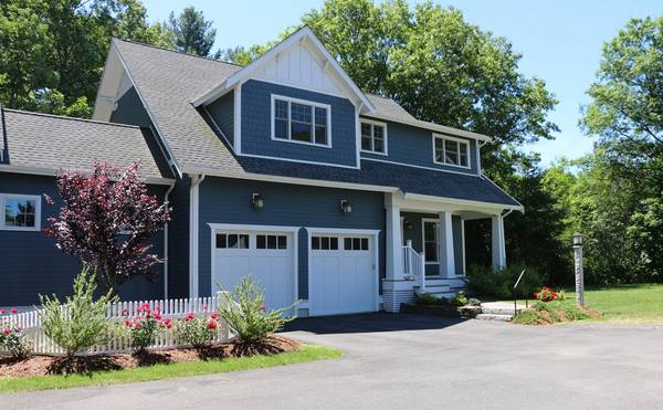 13 Village  Lane #13, Wayland, MA 01778