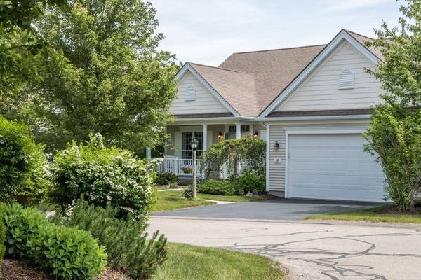 30 Crooked Walk, Plymouth, MA 02360