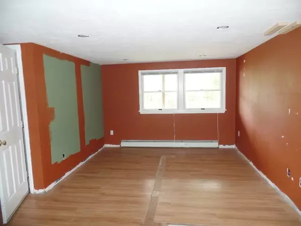 Plymouth, MA 02360,5 Wind Fall Ln