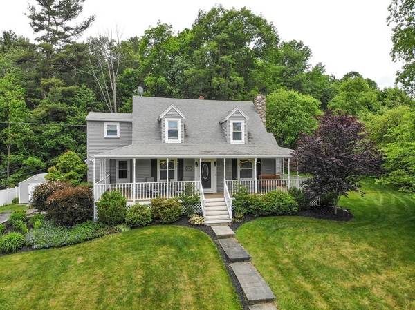 55 Mason Road, Dudley, MA 01571