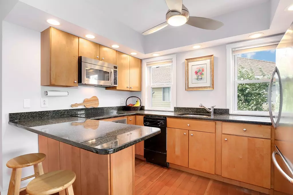 Medford, MA 02155,22 5th St #2