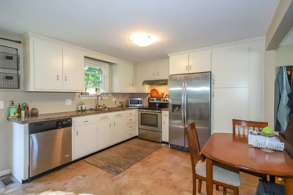Peabody, MA 01960,5 Flynn St