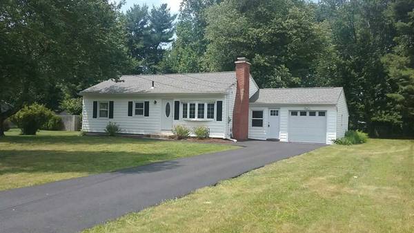 29 Rural Ln, East Longmeadow, MA 01028