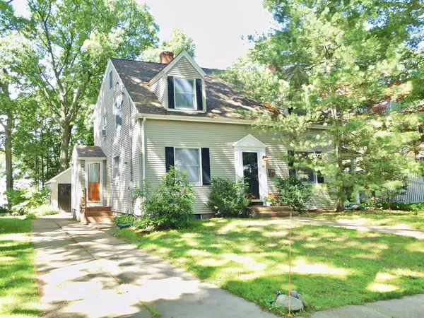 49 Fisher Rd, Arlington, MA 02476