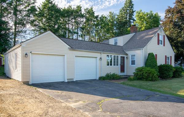 84 Porter Rd, East Longmeadow, MA 01028