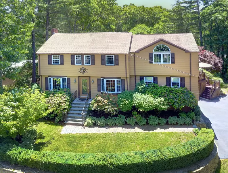 40 Crystal Hill Terrace, Westwood, MA 02090