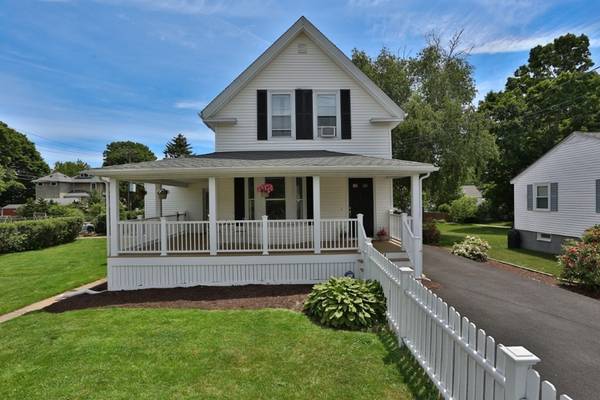 51 Oak Street, Wakefield, MA 01880