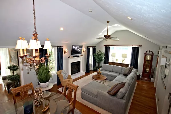 Plymouth, MA 02360,37 Hayloft Road