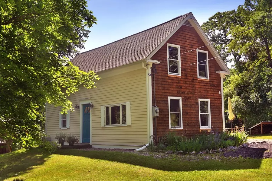 17 Spring Hill Rd, Newbury, MA 01922