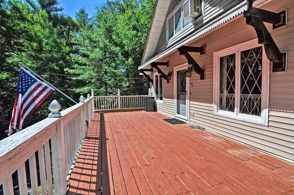 Norfolk, MA 02056,84 Union St