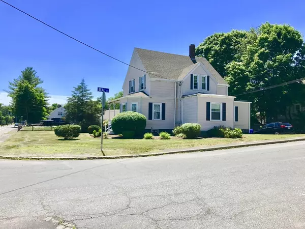 Rockland, MA 02370,408 E Water St