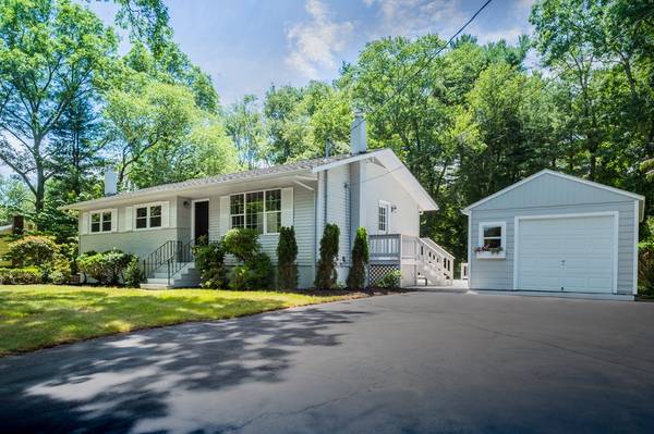 855 Washington St, East Bridgewater, MA 02333