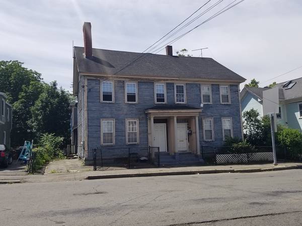 161-165 Andover St, Lowell, MA 01852