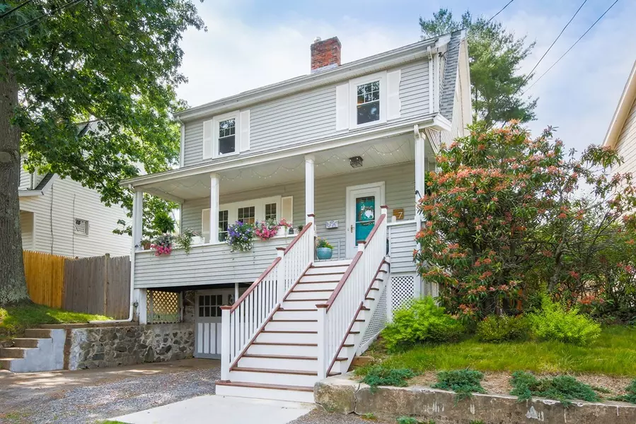 7 Huntington Road, Arlington, MA 02474