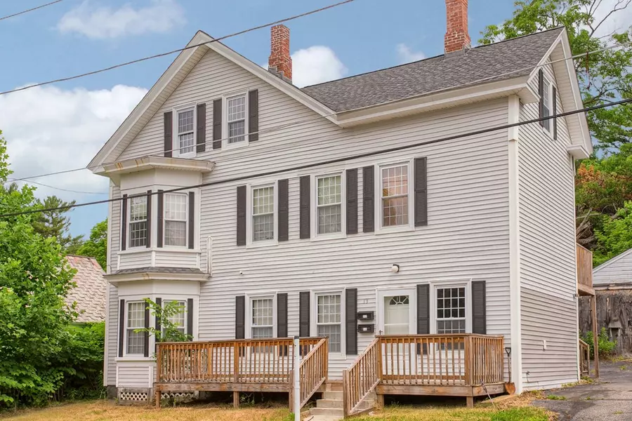 13 Howe St, Orange, MA 01364