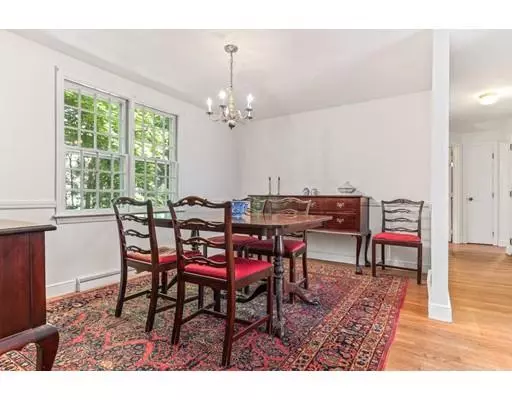 Hingham, MA 02043,52 Union St