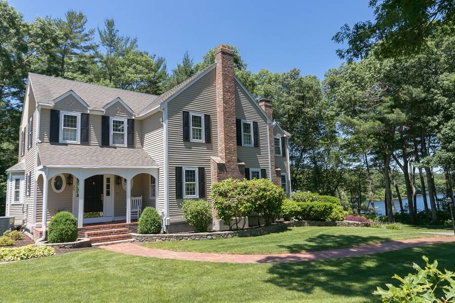 20 Headwaters Lane, Duxbury, MA 02332