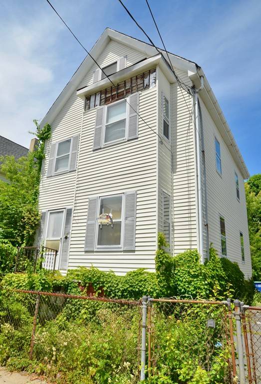 65 Flint St, Somerville, MA 02145