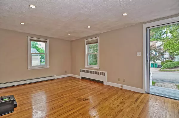 Norwood, MA 02062,60 Silver St
