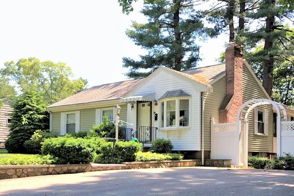 43 Spring Street, Medfield, MA 02052