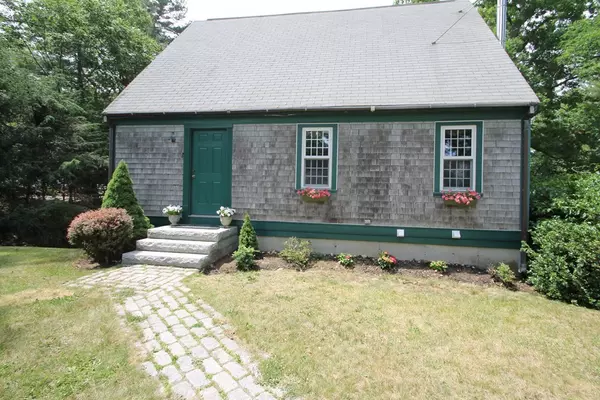 Pembroke, MA 02359,10 Ridge Ave