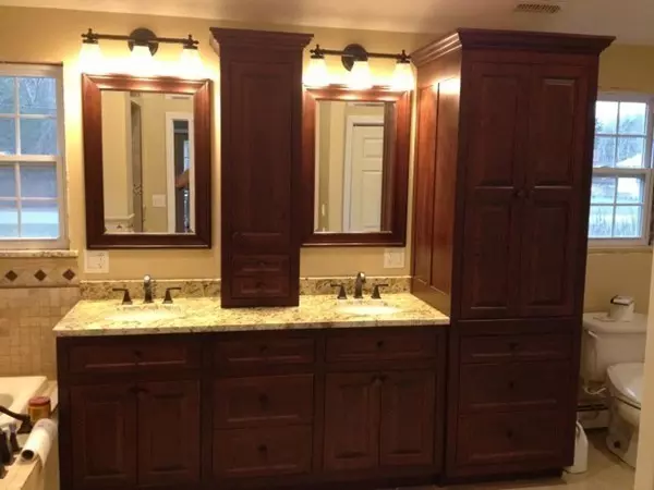 Norton, MA 02766,66 Pine St