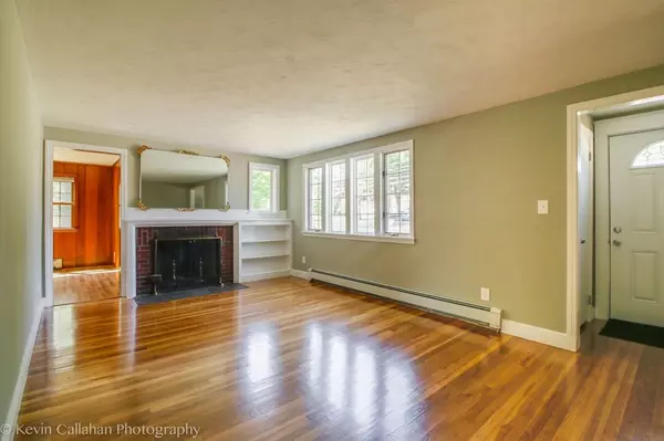 Dedham, MA 02026,118 Cedar St