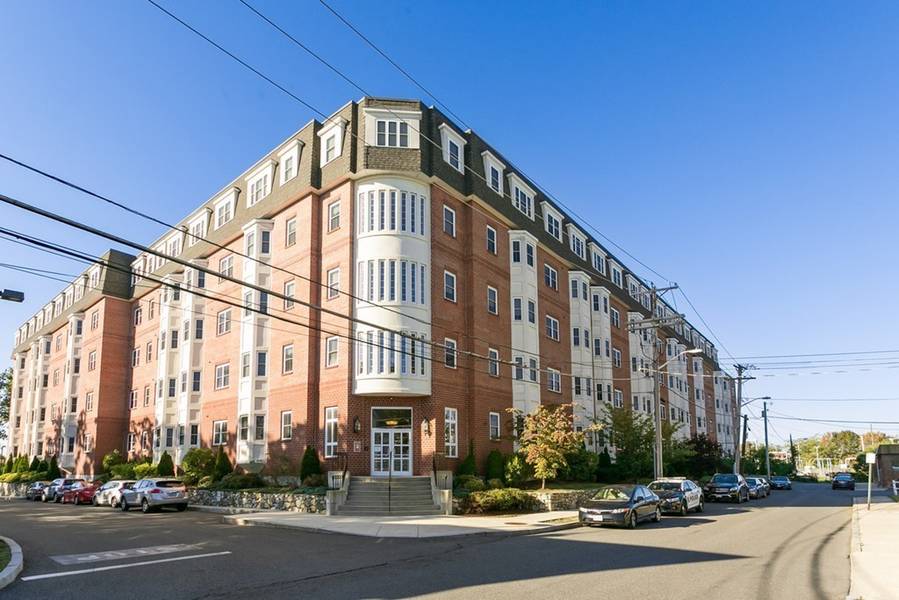 120 Wyllis Ave #418, Everett, MA 02149