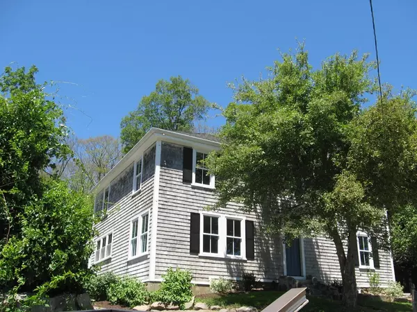 2 Atlantic St, Gloucester, MA 01930