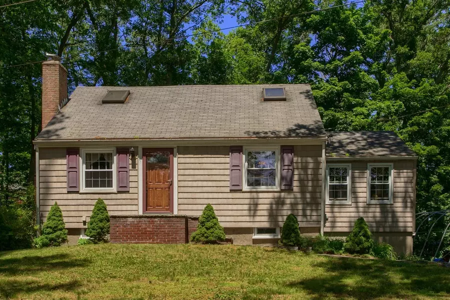 21 Condor Rd, Reading, MA 01867