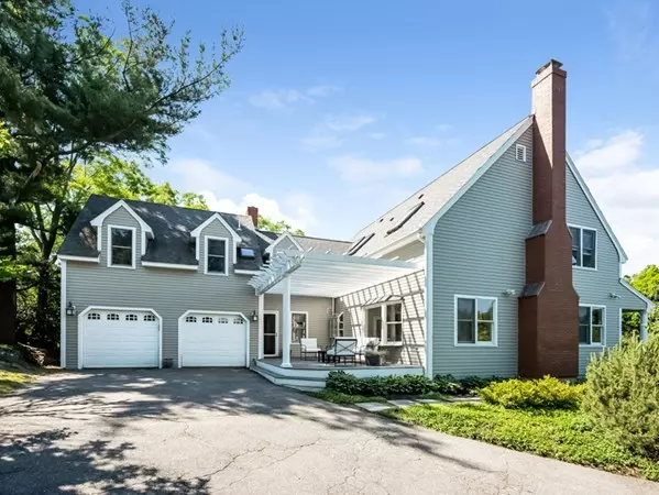 3 Beacon Hill Road, Marblehead, MA 01945