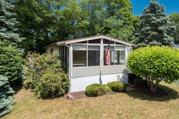 28 Friendship Drive, West Bridgewater, MA 02379