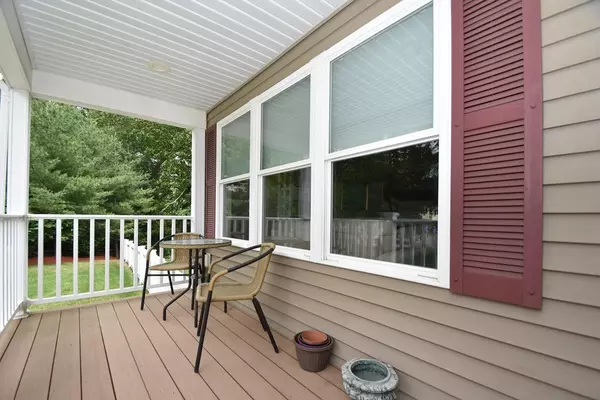 Woburn, MA 01801,7 Dawes Cir