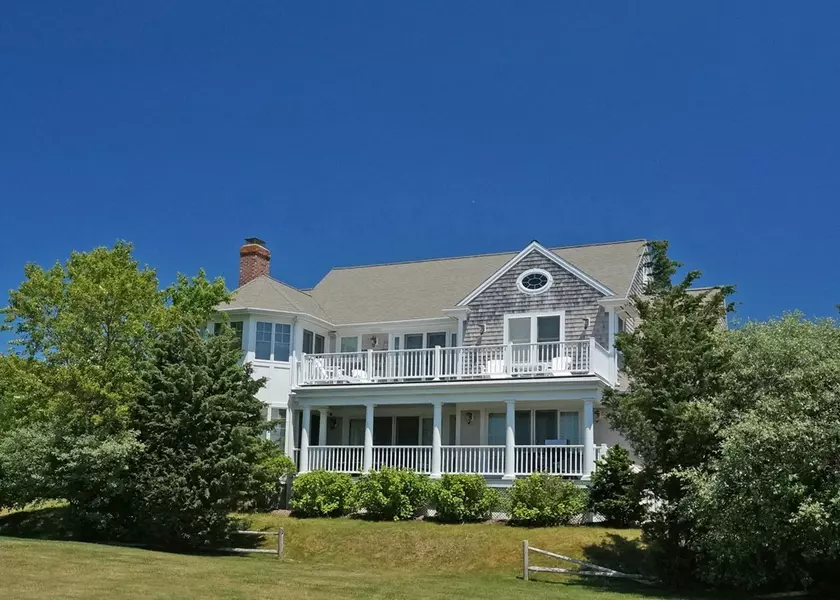 125 Crowell Rd, Yarmouth, MA 02673