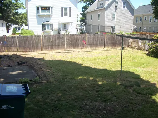 Lynn, MA 01902,110 President Street