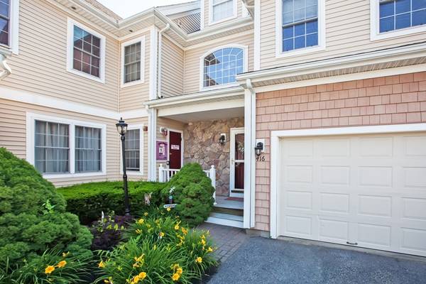 416 Hampton Way #416, Abington, MA 02351