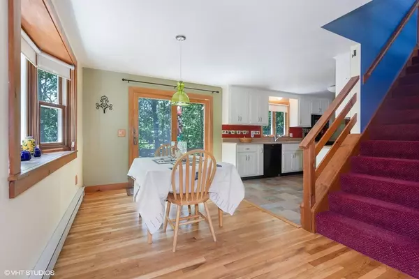 Eastham, MA 02642,25 Viola Rd